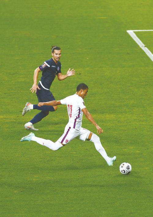 瓦伦西亚俱乐部考察德甲球员，欲引进新后卫的简单介绍